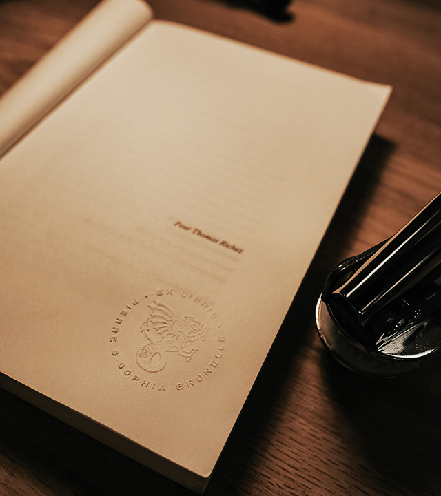 Timbre à Sec Ex-libris modèle "Dragon"