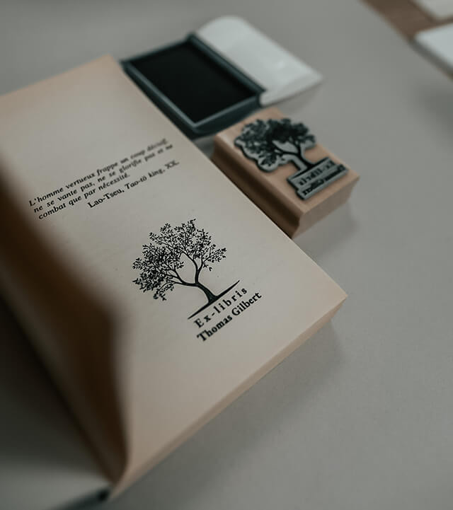 Tampon en Bois Ex-libris "Chêne" exemple livre tamponné