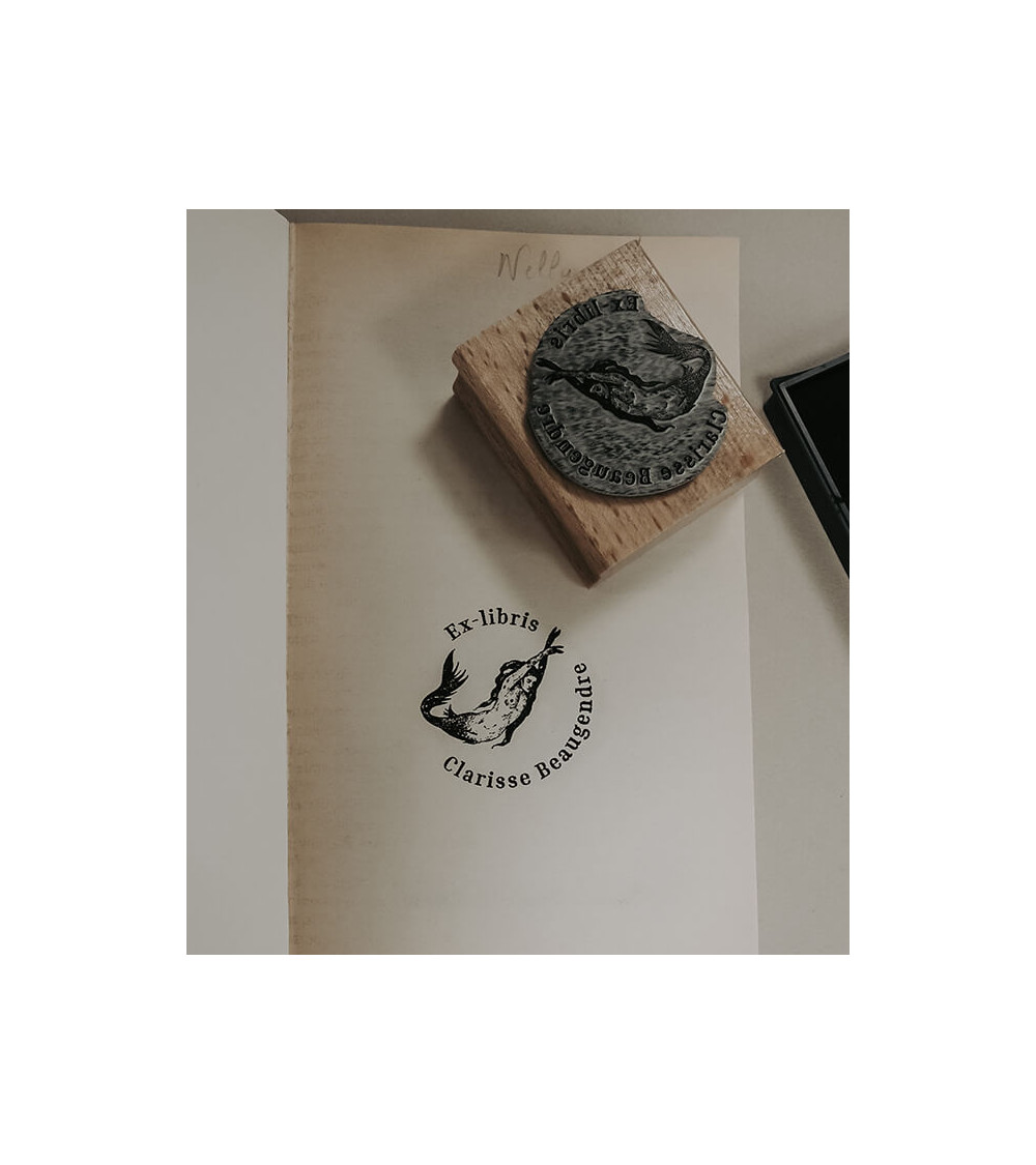 Tampon Bois ex-libris modèle "Sirène"  exemple livré tamponné