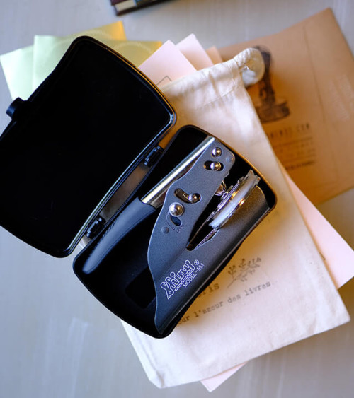 Timbre à Sec Ex-libris modèle "Dragon"