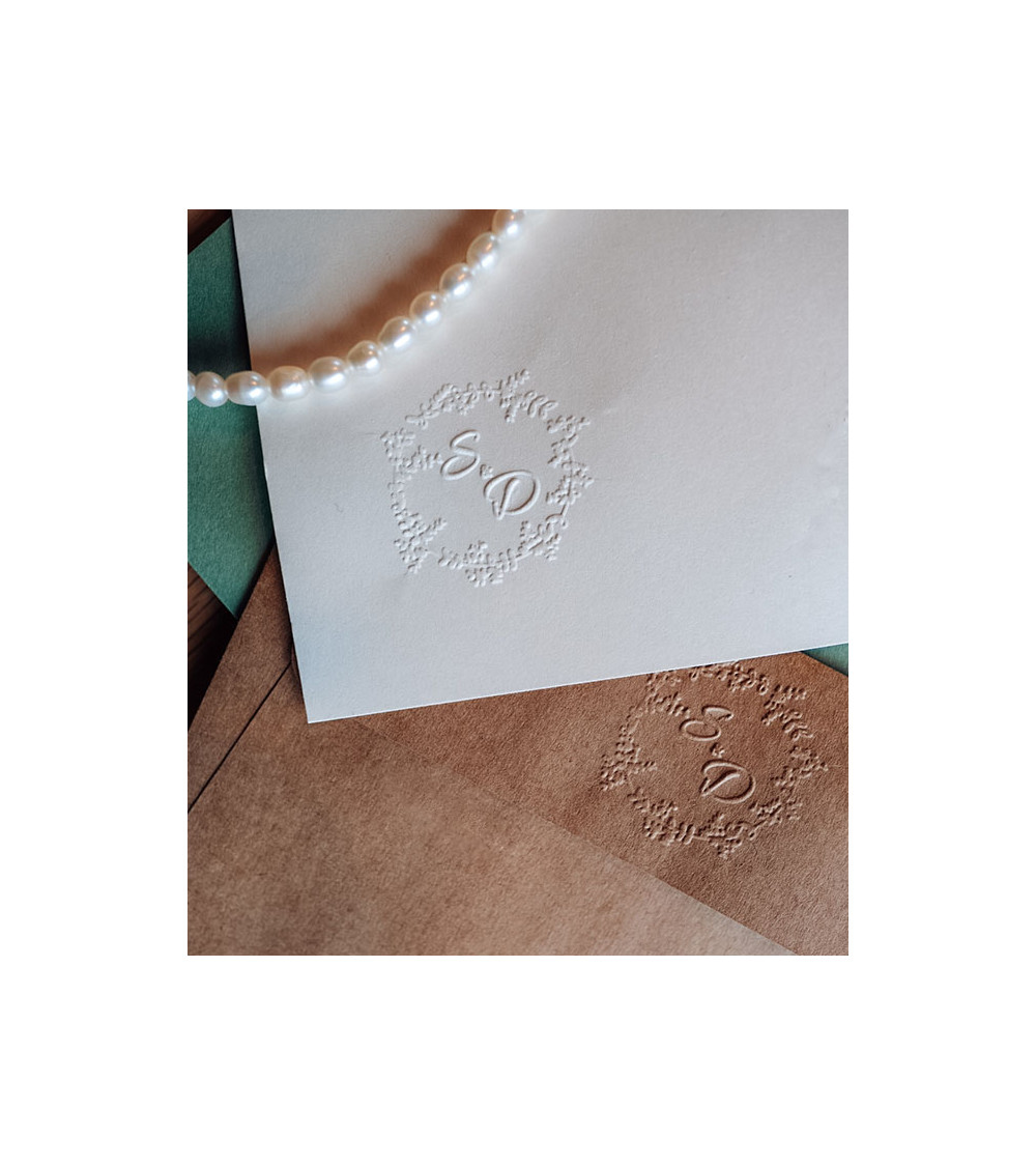 Timbre à Sec Initiales Mariage | N° 9