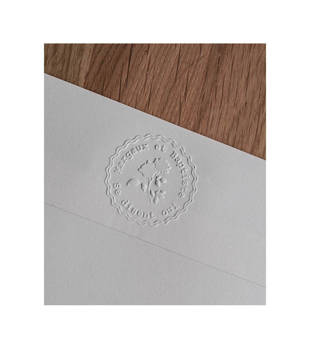 Timbre à Sec Initiales Mariage | N°18