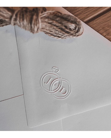 Timbre à Sec Initiales Mariage | N°14