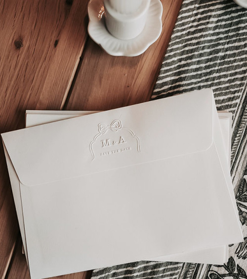 Timbre à Sec Initiales Mariage | N°17