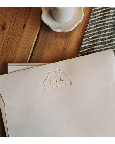 Timbre à Sec Initiales Mariage | N°17