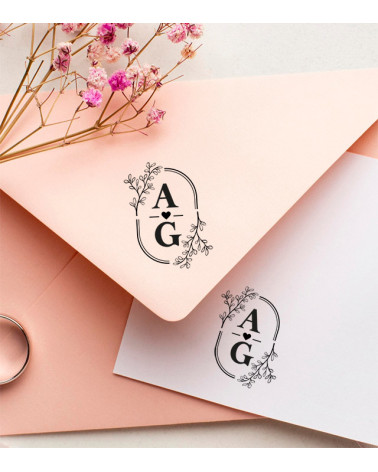 Tampon Mariage personnalisé avec vos Initiales pour des faire parts.
