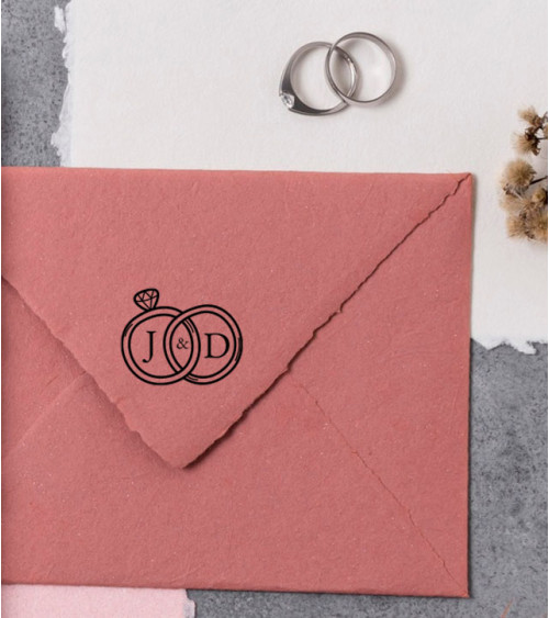 Tampon Mariage personnalisé INITIALES modèle 2 bagues entrelacées.