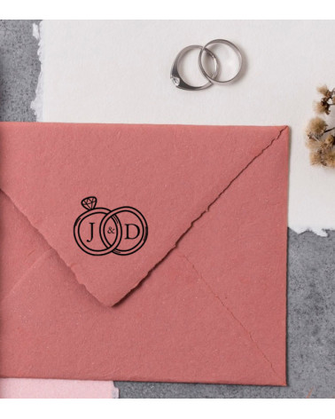 Tampon Mariage personnalisé INITIALES modèle 2 bagues entrelacées.