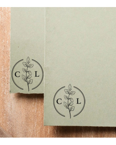 Tampon Mariage avec vos initiales pour tamponner vos faire-parts.