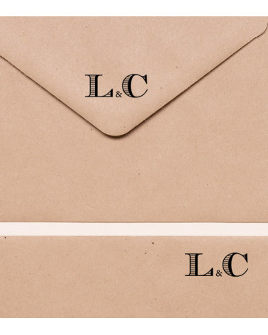 Tampon Mariage avec vos initiales stylisées vos faire-parts.