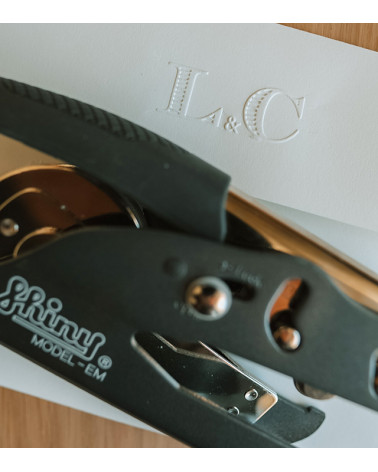 Timbre à Sec Initiales Mariage | N°24