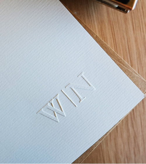 Timbre à Sec Initiales Mariage