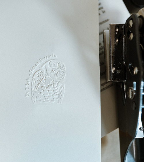 Timbre à sec Ex-libris modèle "Grand-Duc"